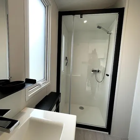 Mobilhome 4 Etoiles Proche *