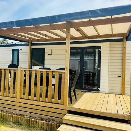 Mobilhome 4 Etoiles Proche Apartment