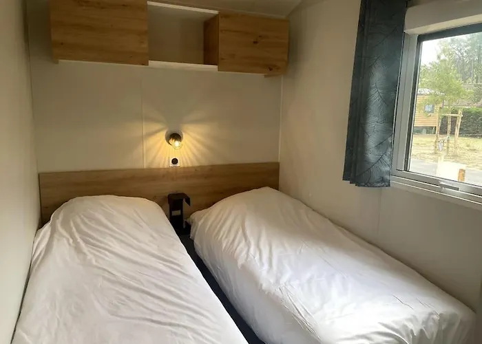 Mobilhome 4 Etoiles Proche *